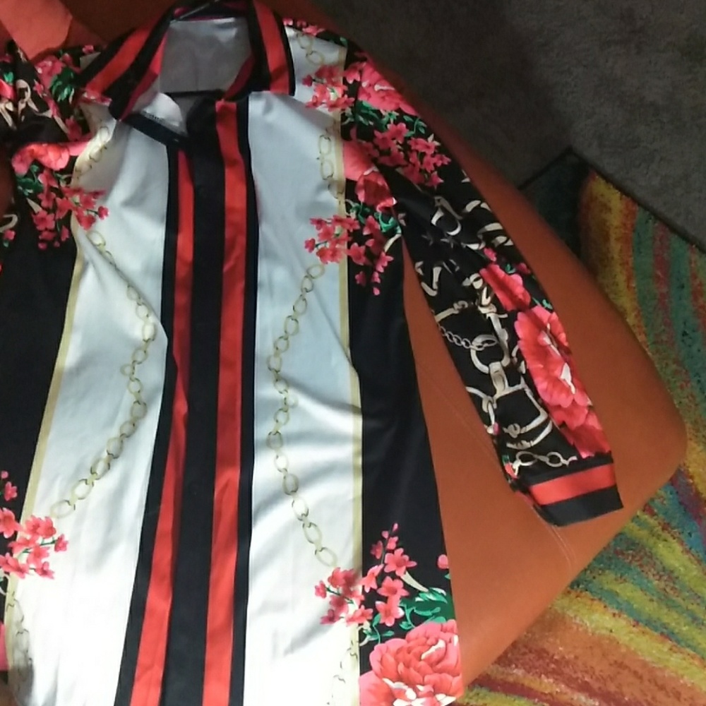 Dress - Picture 2 of 2